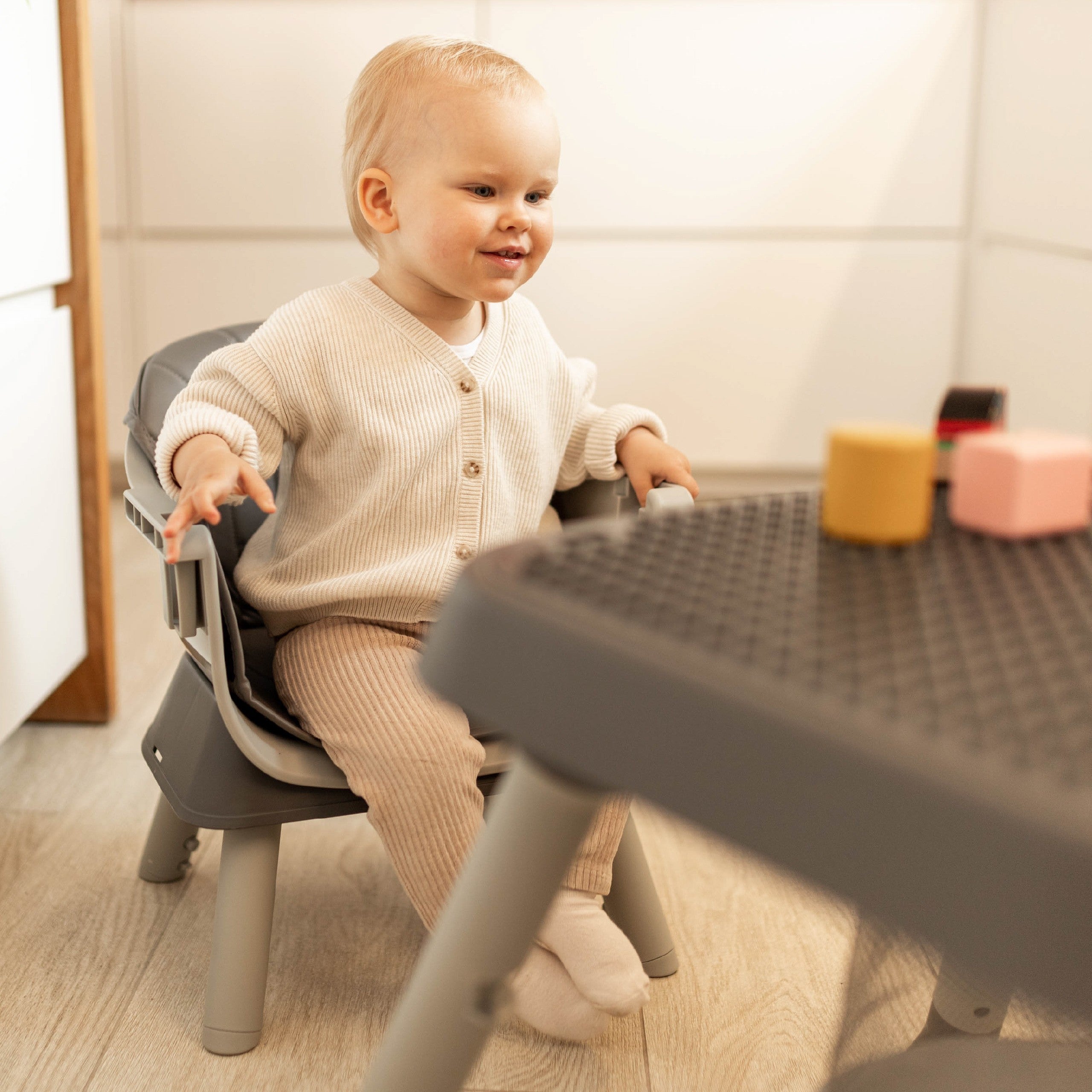 Plastová detská stolička 9 v 1 Tulano Morsel 50 Grey