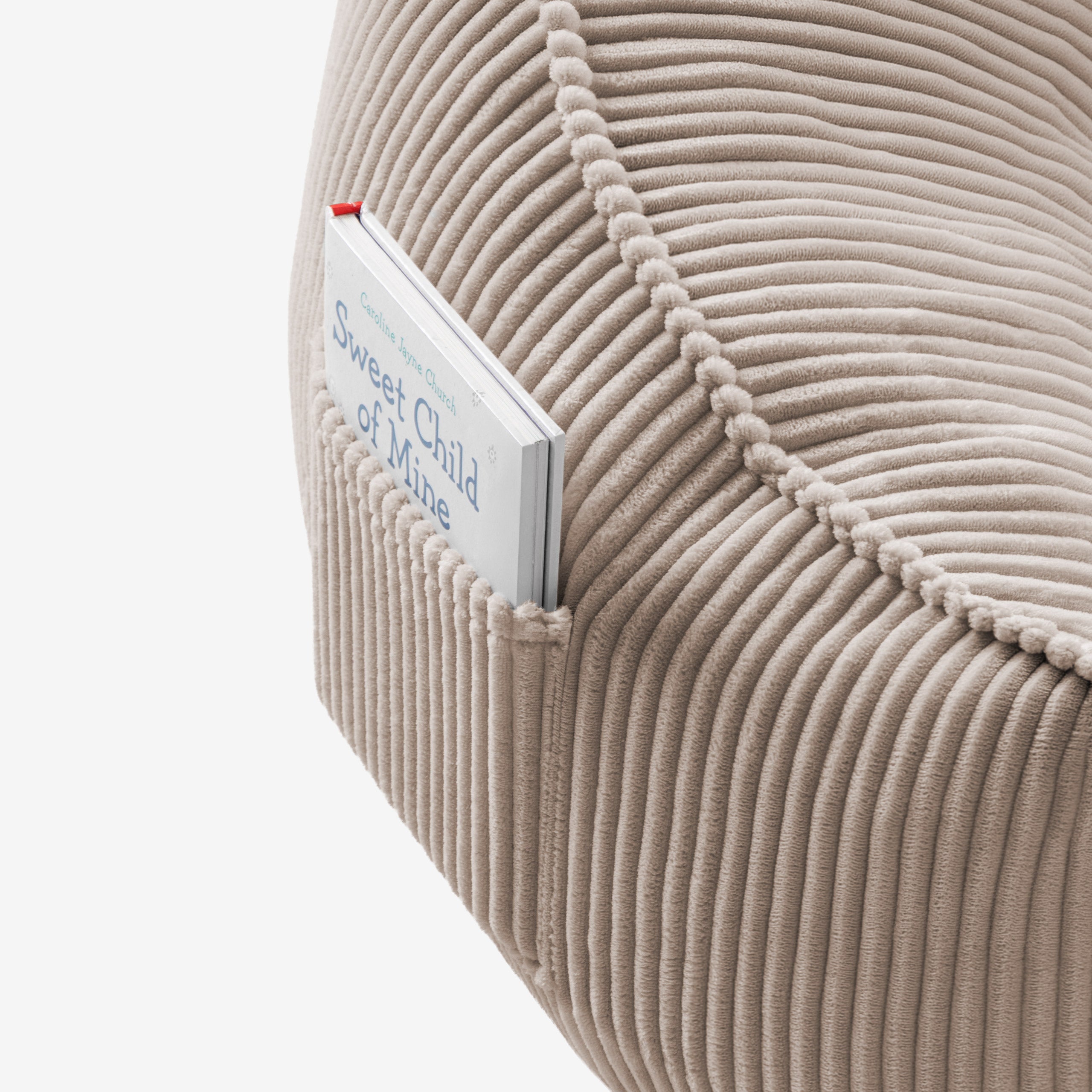 Manšestrové kreslo puf s operadlom Mark Adler Comfy 4.0 Taupe