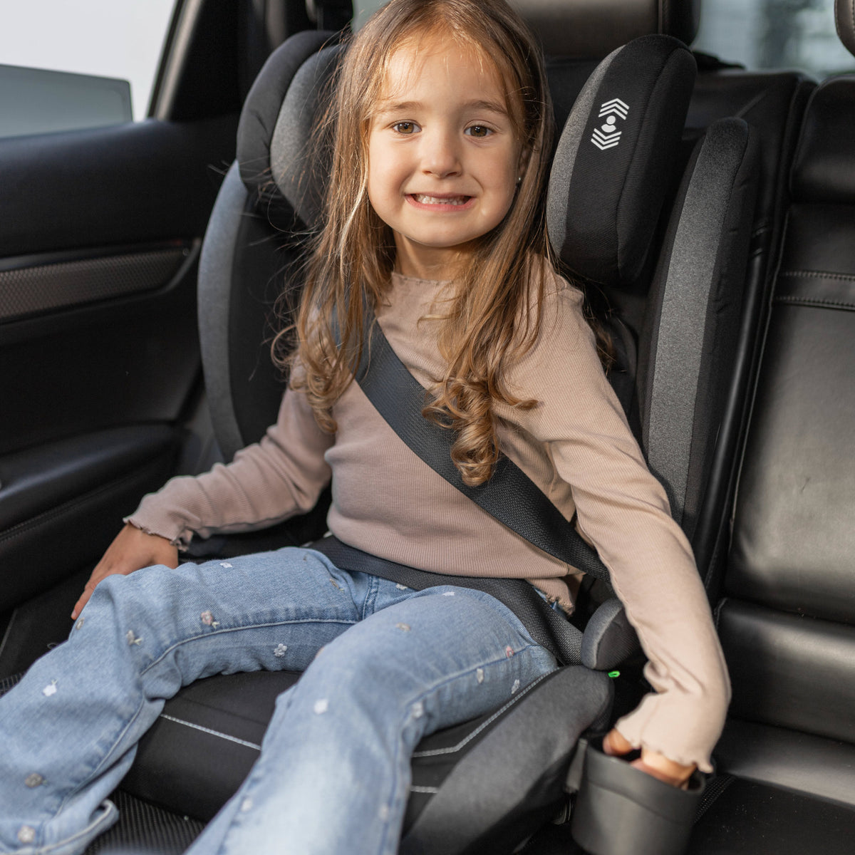 Detská autosedačka Tulano Joy 25 čierno-sivá 100–150 cm I-size