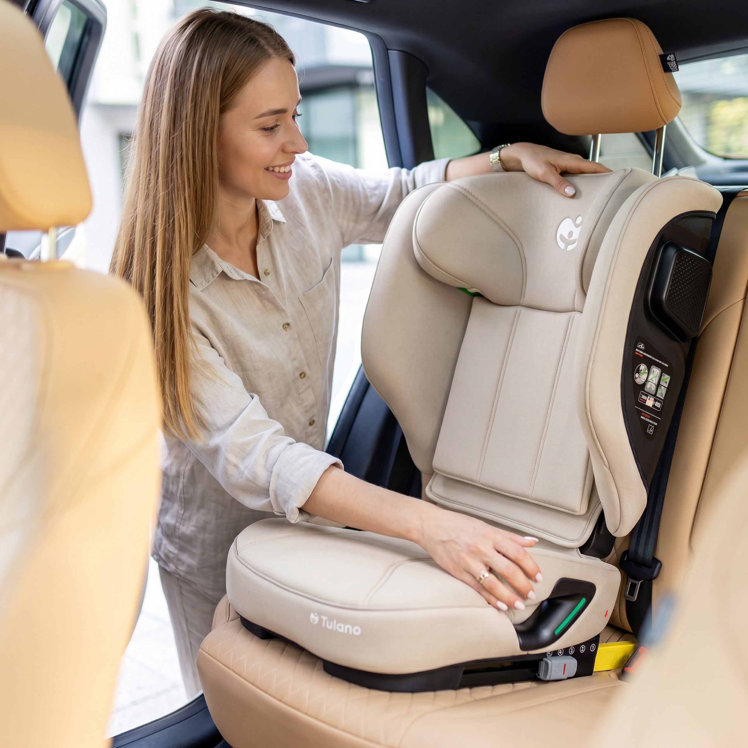 Detská autosedačka pre deti s výškou 100 – 150 cm Tulano Joy 55 Beige I-Size